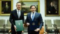 Hungary has pledged to buy hundreds of millions of dollars worth of gas and weapons from the United States: Péter Szijjártó and Marco Rubio sign a series of agreements. Photo: Péter Szijjártó/H.