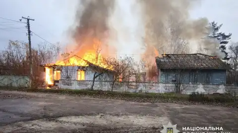 Последствия обстрелов в Донецкой области. Фото: Нацполиция