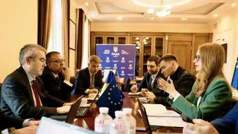 В Києві розпочала роботу місія МВФ. Фото: Facebook/Roksolana Pidlasa