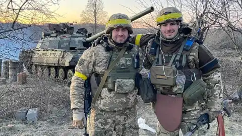 В первые дни войны бойцы полка "Ахиллес" искали оружие и дроны через знакомых и неравнодушных людей, – Олесь Маляревич