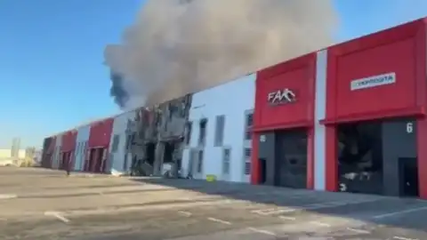 Minus 900 parcels. Russia destroyed new Ukrposhta branch in Lviv