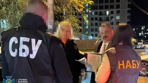 В Одесі викрили на хабарництві суддю й адвокатку. Фото: СБУ