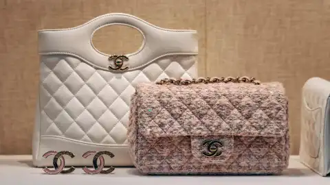 Сумки Chanel. Иллюстративное фото: Depositphotos