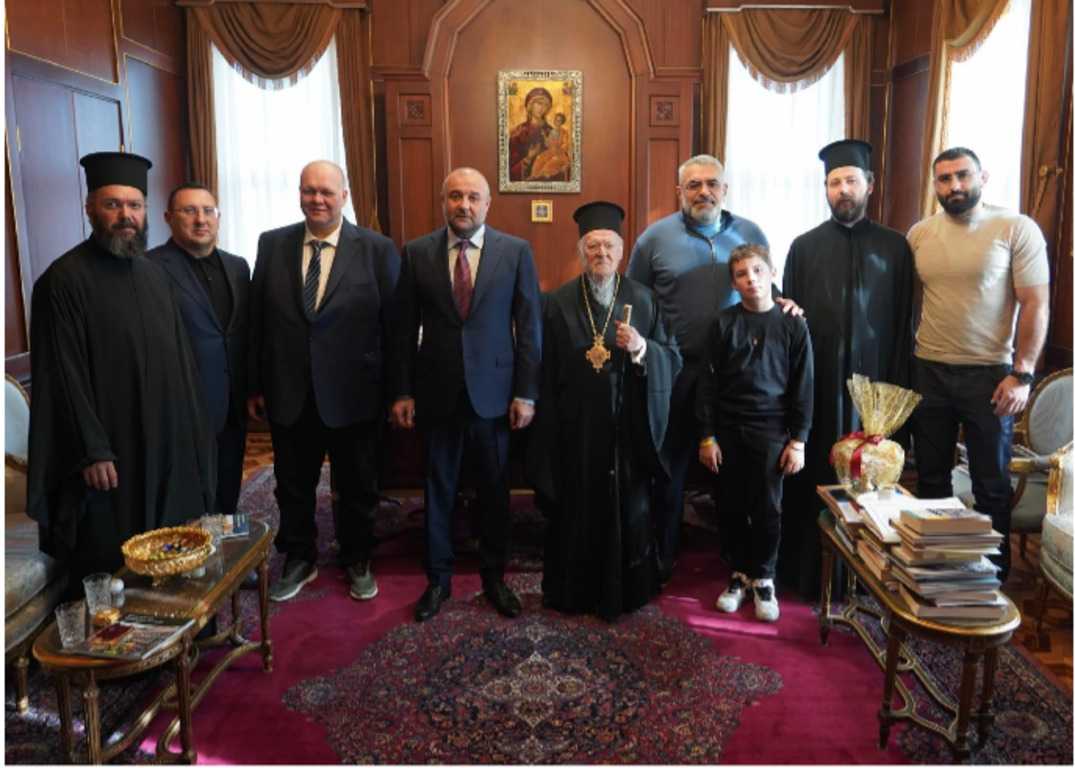 Учасники зустрічі у резиденції Вселенського Патріарха. Фото: Facebook
Архієрейський округ. Австрійська Митрополія