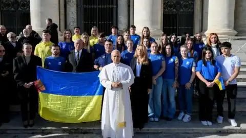 Ukrainian Participants of Olympic Dreams Receive the Blessing of Pope Leo XIV