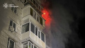 A fire in a high-rise building in Vyshhorod due to a russian attack. Photo: SESU