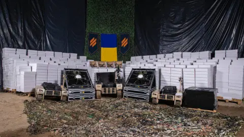 FPV, мавики, бомберы и наземные работы. Киев передал бойцам 3 корпуса еще более 10 тысяч разных дронов, – Кличко