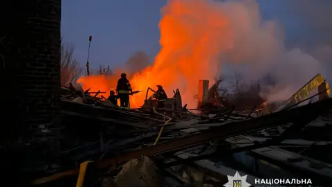Последствия обстрелов в Донецкой области. Фото: Нацполиция