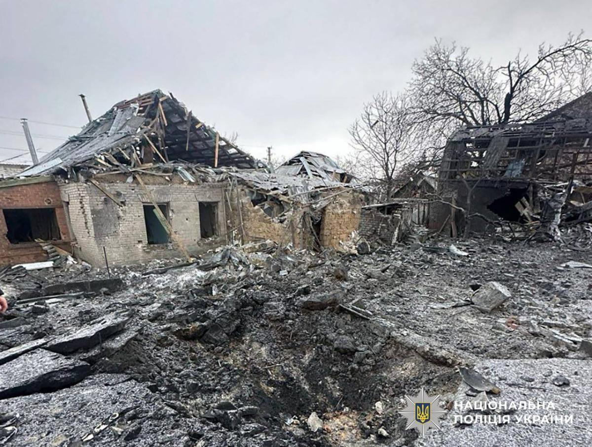 Наслідки атаки РФ на Запоріжжя. Фото: Нацполіція