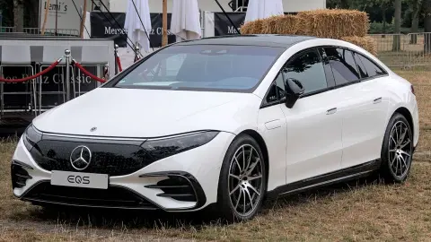 Mercedes-Benz EQS. Фото: Википедия
