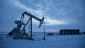 Oil prices behaved unexpectedly amid strikes on russia and events in Venezuela