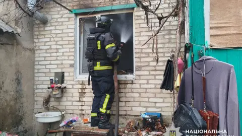 Последствия обстрелов в Донецкой области. Фото: Нацполиция