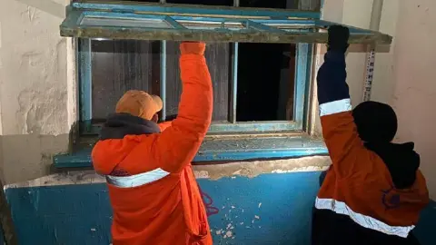 Ліквідація наслідків удару росіян по Одесі. Фото: Telegram/Сергій Лисак/Одеська МВА