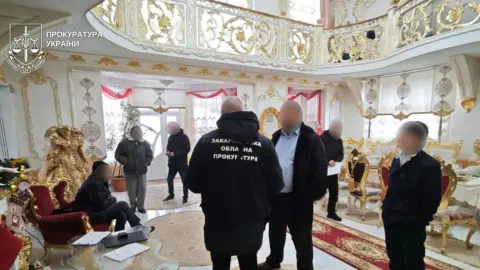 Интерьер дома. Фото: facebook.com/zakprokuratura