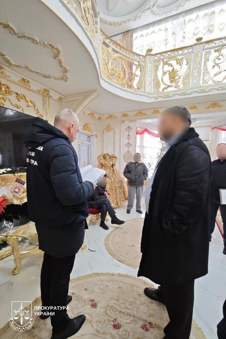 Интерьер дома. Фото: facebook.com/zakprokuratura