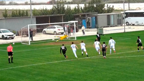 Гол у ворота "Оболоні". Фото: скриншот з відео