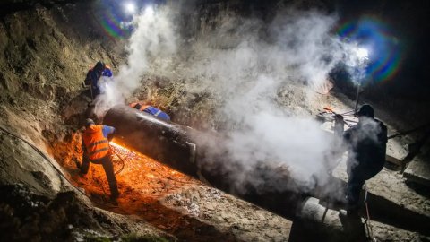 Попытки переложить ответственность за энергетический кризис на местную власть топит саму центральную власть, – политэксперт