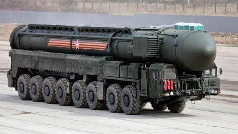 Російська балістична ракета "Орєшнік". Фото: росзмі
