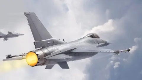 Истребитель F-16. Иллюстративное фото: depositphotos