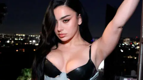 Charli XCX. Фото: instagram/charli_xcx