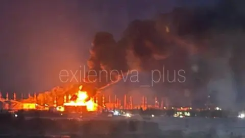 В Татарстане после атаки вспыхнула нефтеперекачивающая станция "Калейкино" после атаки