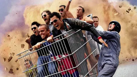 Постер шоу "Чудаки" (Jackass). Фото: MTV