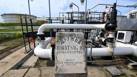 Нефтепровод "Дружба". Фото: Аттила Кишбенедек.