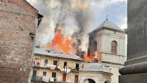 Пожар во Львове после "прилета" БПЛА оккупантов. Фото: Андрей Садовый.
