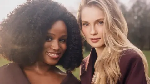 Микаэлла и Франческа. Фото: Instagram/bridgertonnetflix