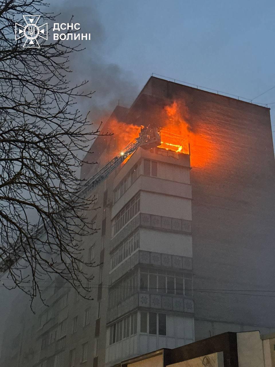 Elimination of the consequences of the russian attack. Photo: State Emergency Service