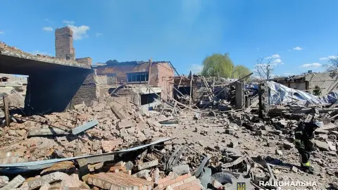 Последствия обстрелов в Донецкой области. Фото: Нацполиция