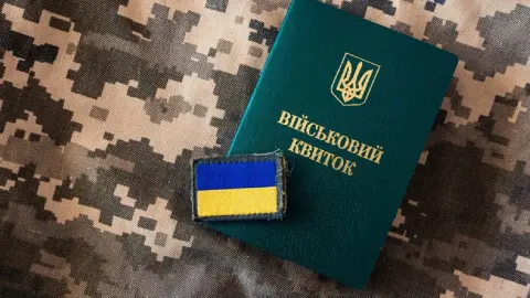 Движение "Честная мобилизация" обвинило основателей ЦПК в уклонении от службы и опубликовало досье