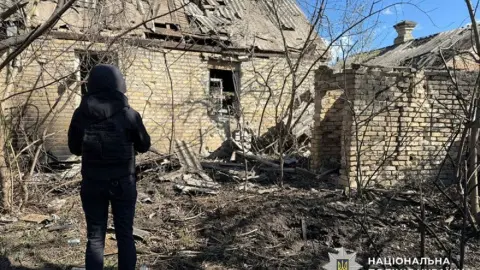 Последствия обстрелов в Донецкой области. Фото: Нацполиция