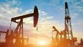 Oil prices plummet amid US-Iran talks. Visualization by Business Recorder.