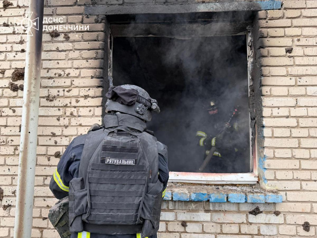 Consequences of the Russian attack. Kramatorsk. Photo: SES of Donetsk region