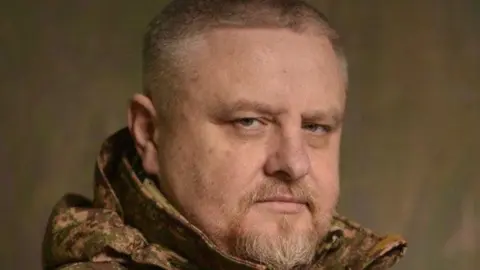 Военный напомнил о сопротивлении оккупантам милиционеров Горловки в начале АТО с участием воюющего зама Кличко Крищенко