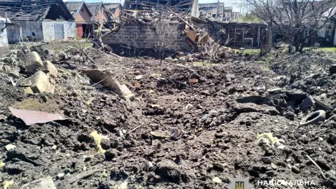 Последствия обстрелов в Донецкой области. Фото: Нацполиция