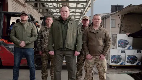 "Украинская команда" передала бойцам 110 бригады партию генераторов, - Артур Палатный