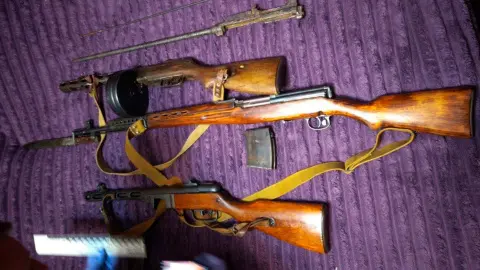 Конфискованное оружие. Фото: Национальная полиция