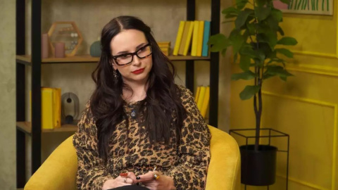 Емма Антонюк. Скриншот: YouTube/Це Ніхто Не Буде Дивитись