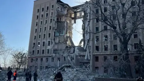 Здание Николаевской ОГА. Фото: Виталий Ким