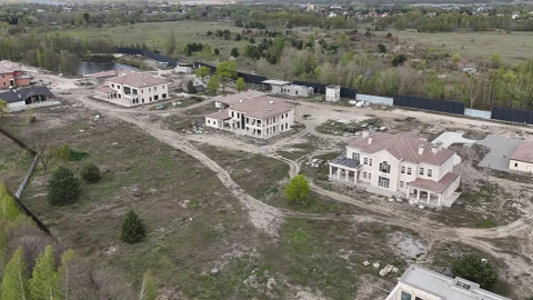 Зеленскому строили новый коттедж на 1000 м кв в Козине под Киевом, - Украинская правда
