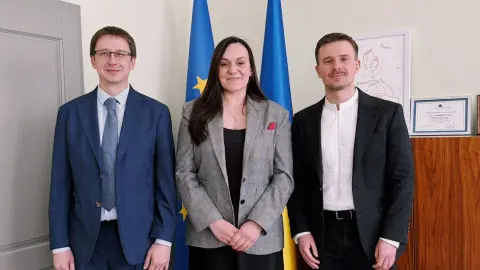 Бережна с заместителями Вербицким (справа) и Лавро (слева). Фото: facebook Tetyana Berezhna