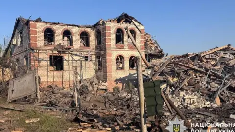 Наслідки обстрілів в Донецькій області. Фото: Нацполіція