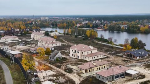 Котеджне містечко "Династія". Фото: скріншот відео НАБУ