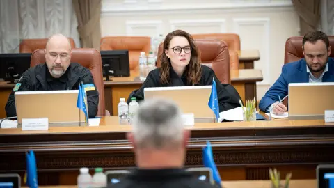 Правительство планирует изменить правила бронирования. Фото: КМУ.