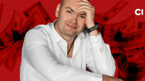 Член ВЛК. Фото: Слідство.інфо