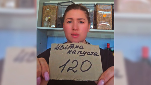 Продавщица и ценник. Коллаж: Украинские Новости