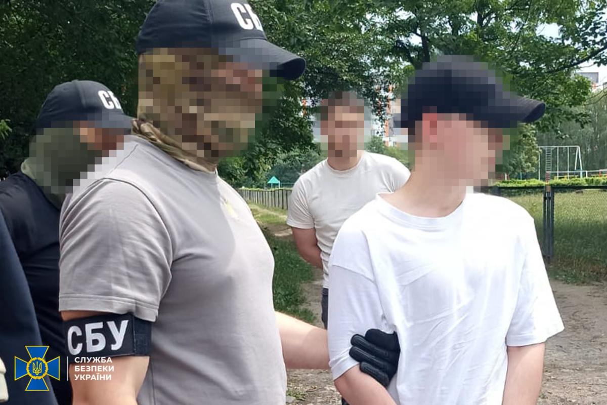 Затримання агента РФ. Фото: Служба безпеки