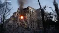 Зруйнований після російського удару будинок. Фото: ДСНС Києва
